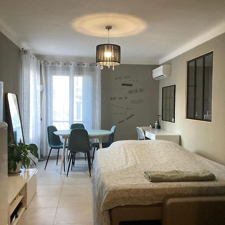 شقة Nice West Cosy Flat Balcony, Near Airport, Train, Beach, Public Transport, Supermarket, Comfortable And Well Equipped المظهر الخارجي الصورة